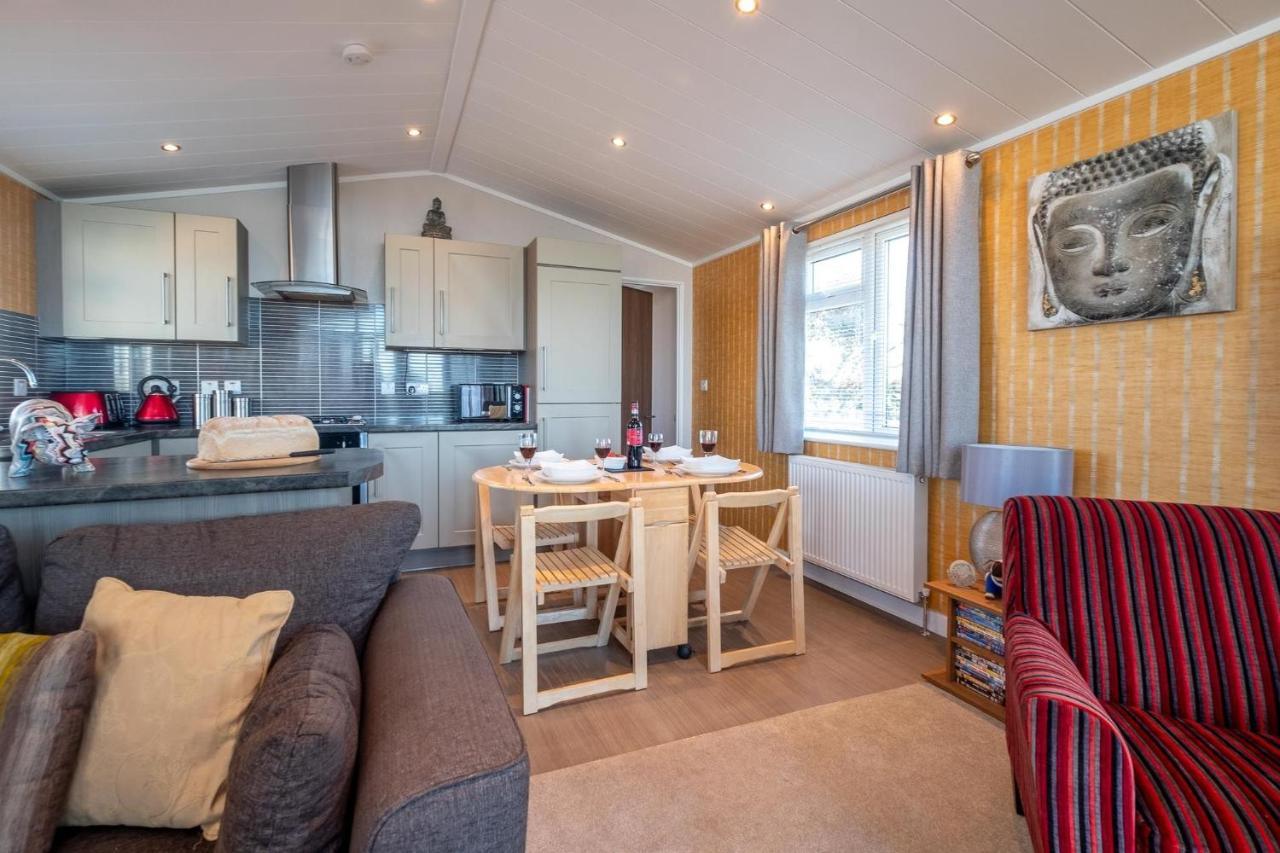 Sizewell Chelsea Lodge - Aldeburgh Coastal Cottages מראה חיצוני תמונה