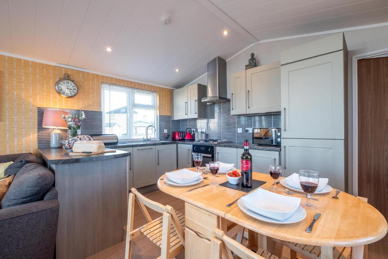 Sizewell Chelsea Lodge - Aldeburgh Coastal Cottages מראה חיצוני תמונה