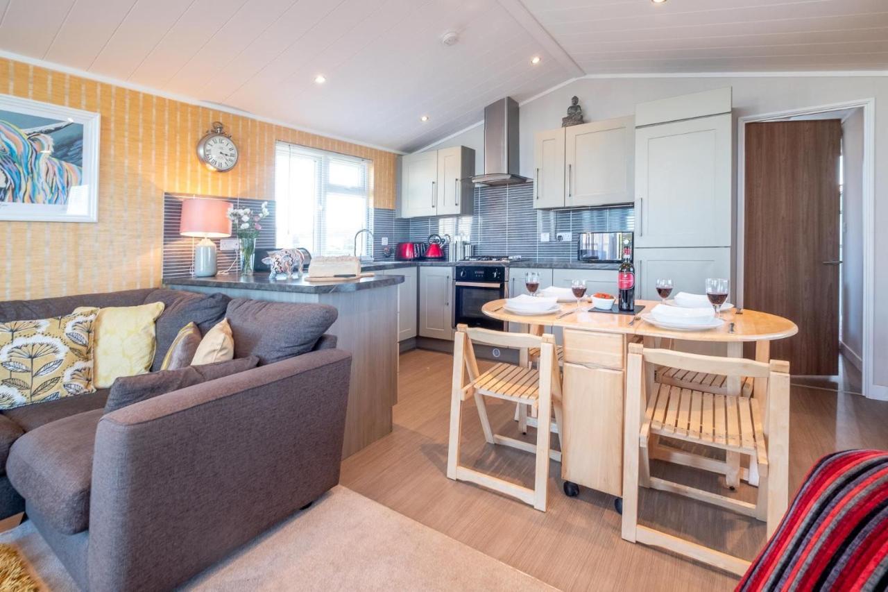 Sizewell Chelsea Lodge - Aldeburgh Coastal Cottages מראה חיצוני תמונה